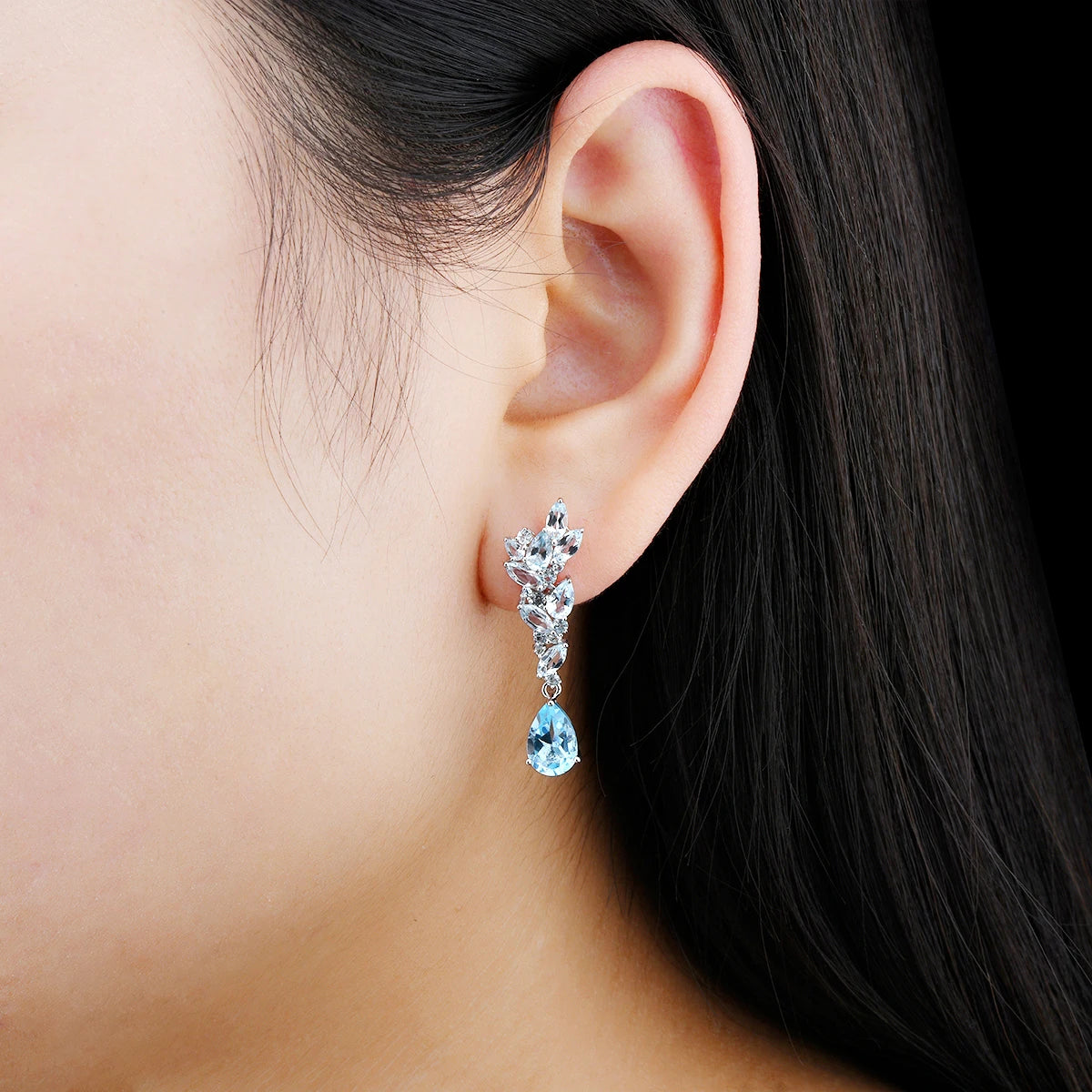 Women's Natural Sky Blue Topaz Sterling Silver Stud Earring