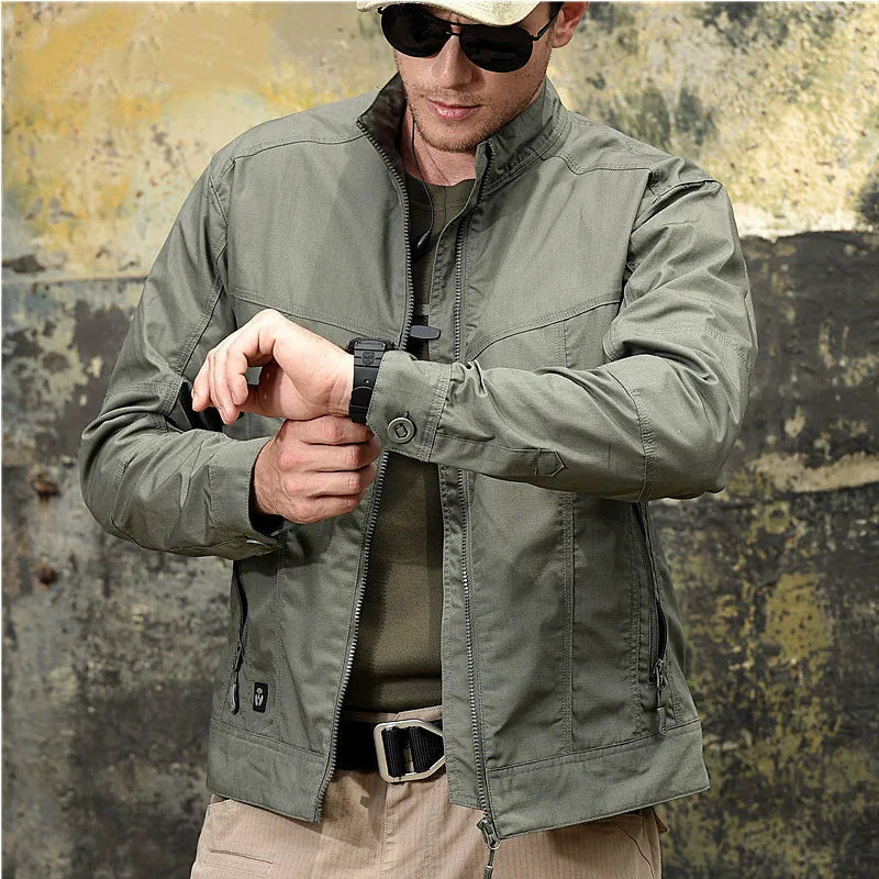 Men's Waterproof / Wear Resistant Hiking / Climbing/ Breathable Cargo Tactical Jacket